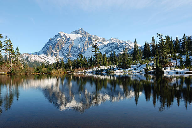istock Picture Lake at Mount Shuksan 91487970