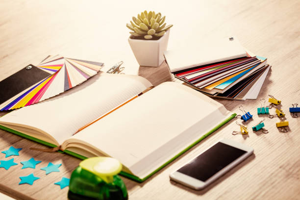 istock Workplace Of Artist Designer 914882240