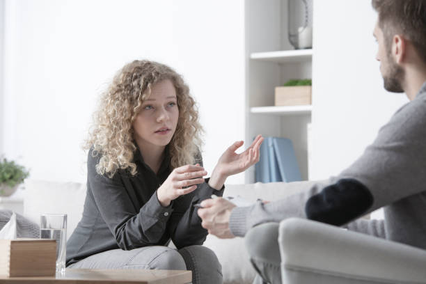 Teenager talking about interpersonal relationships