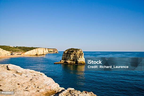 Foto de Costa A Costa Português e mais fotos de stock de Algarve - Algarve, Areia, Arrebentação