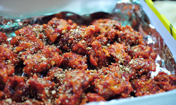 istock Sweet and Sour Chicken 914905354