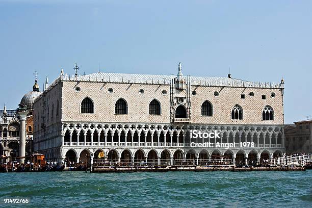 Il Palazzo Del Doge - Fotografie stock e altre immagini di Acqua - Acqua, Ambientazione esterna, Amore
