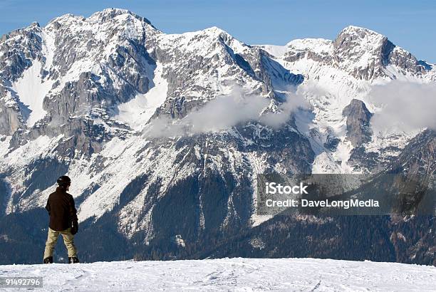 Foto de Snowboard Nos Alpes e mais fotos de stock de Adulto - Adulto, Alpes europeus, Antecipação