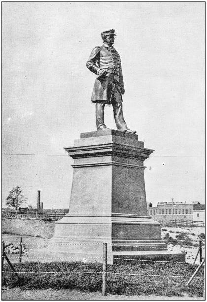 ilustrações, clipart, desenhos animados e ícones de fotografia antiga de boston, massachusetts, eua: estátua de farragut - farragut