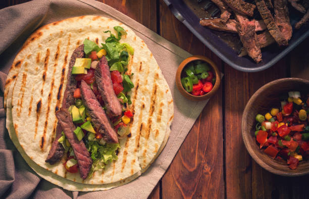 쇠고기 고기 타코 - beef taco 뉴스 사진 이미지