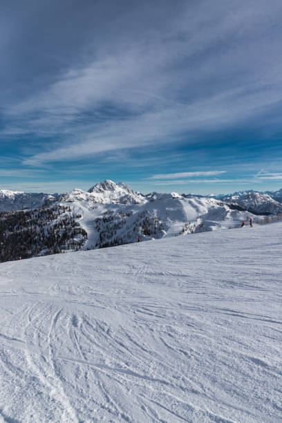 istock Skiing At Nassfeld Carinthia Austria 914959952