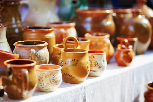 istock Handmade ceramic jugs sold on Easter fair in Vilnius 915001460