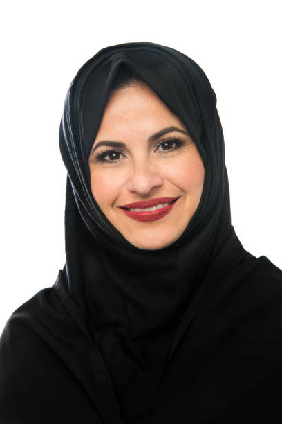 istock Muslim Mature Woman 915008728