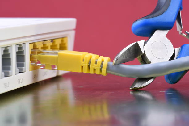 Internet Router Getting Crushed 1,700+ Router Cutters Stock Photos, Pictures & Royalty-Free Images - iStock