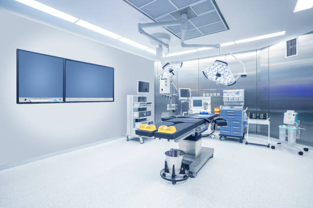 istock Modern hospital operating room with monitors and equipment 915032710