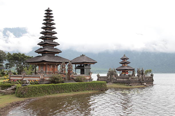 Ulun Danu Bratan Temple, Bali  floating temple in lake bedugul bali stock pictures, royalty-free photos & images