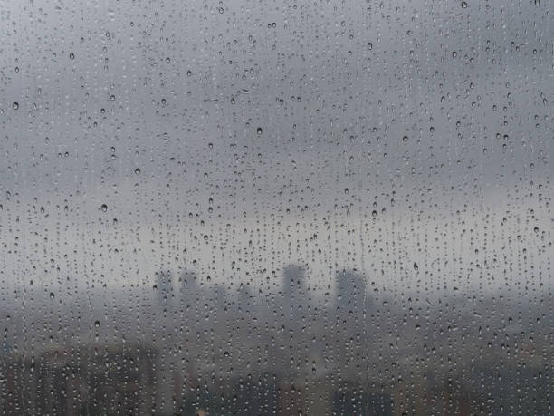 istock Barcelona in the rain 915046184