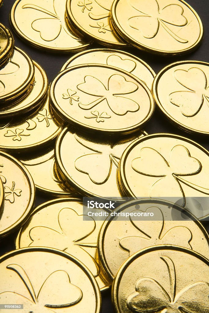 Золотые монеты - Стоковые фото Клевер роялти-фри