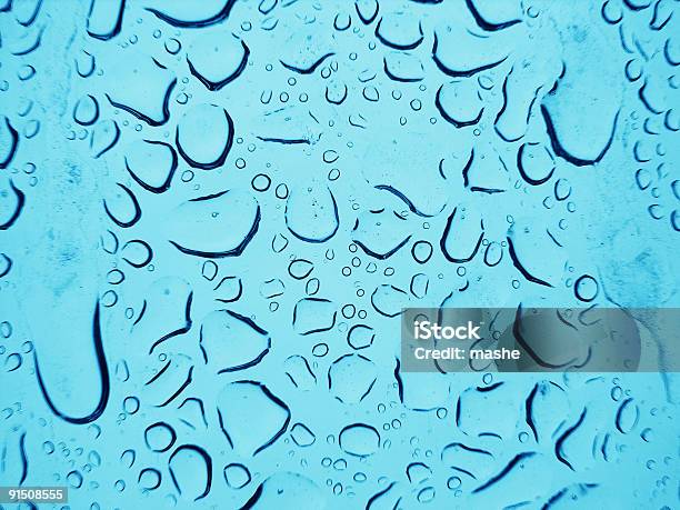 Gocce Di Pioggia - Fotografie stock e altre immagini di Acqua - Acqua, Astratto, Bagnato