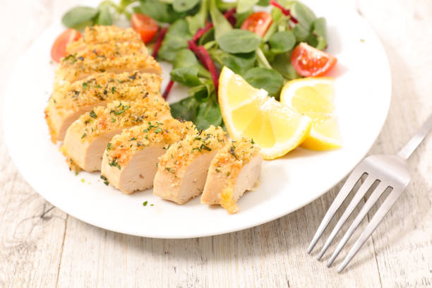 istock chicken fillet and salad 915086026