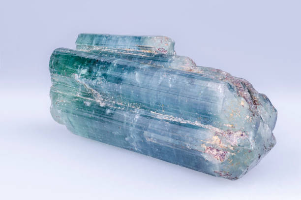 istock Indicolite tourmaline 915109554