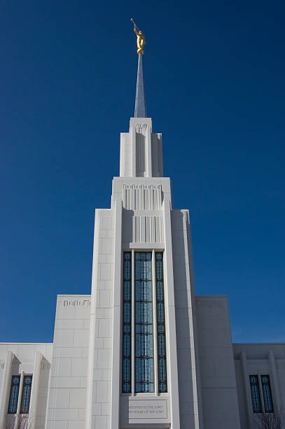 istock Statue of Moroni at Mormon Temple 91512122