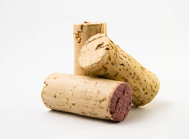 Tres Wine Corks - foto de stock