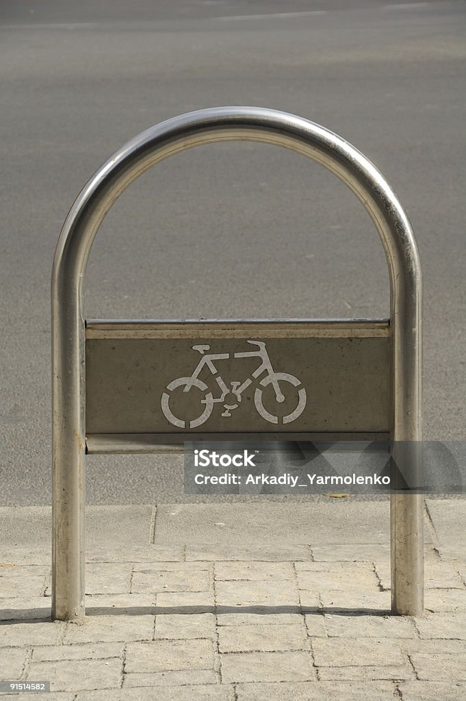 Parcheggio biciclette - Foto stock royalty-free di Acciaio