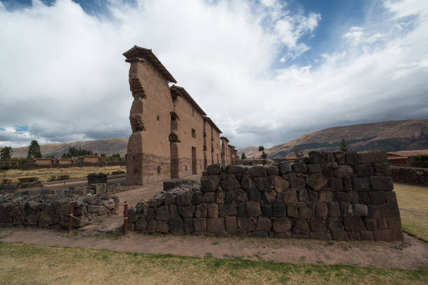istock Ruins of Raqchi, Peru 915160398