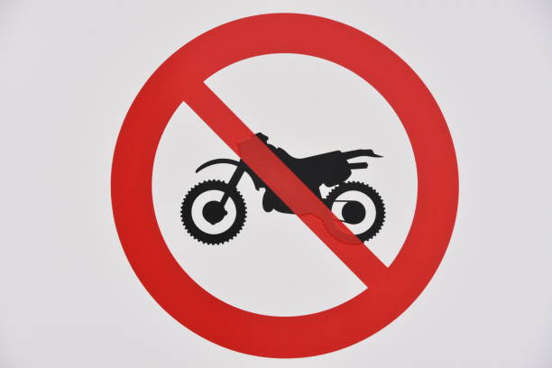 istock No entry for motorcycles-SIGN 915161948