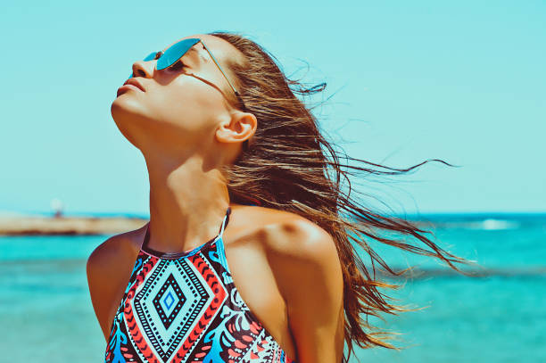istock Happy woman at sea 915166110