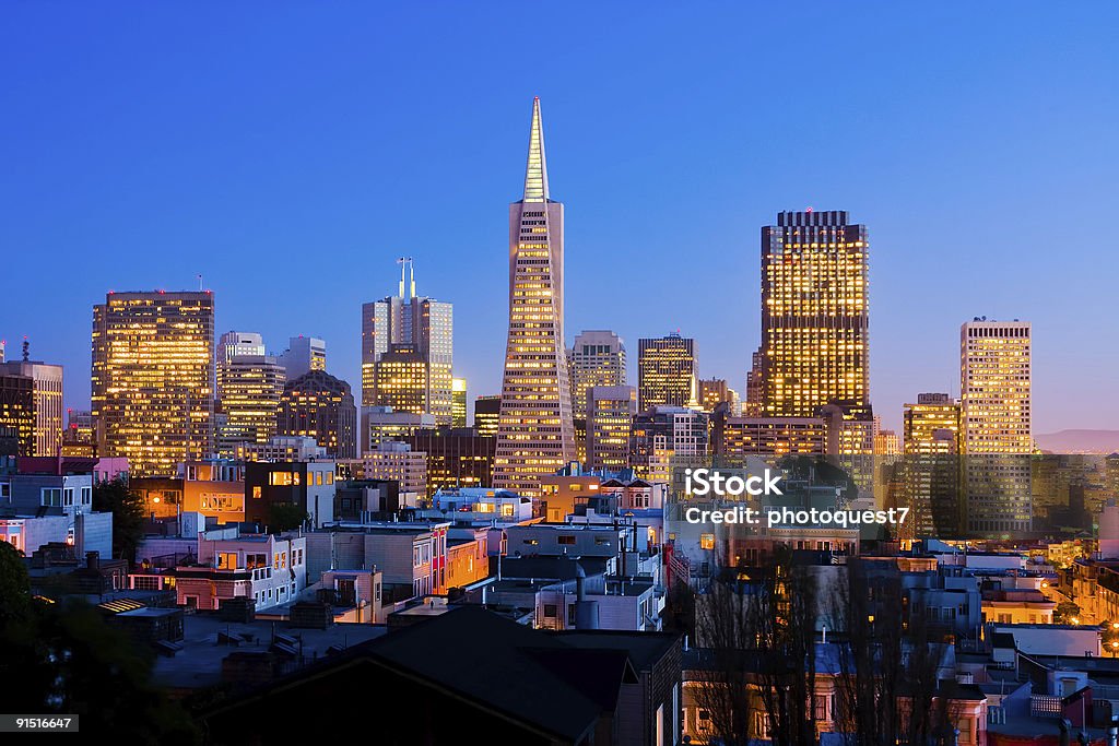 San Francisco bei Nacht - Lizenzfrei Beleuchtet Stock-Foto