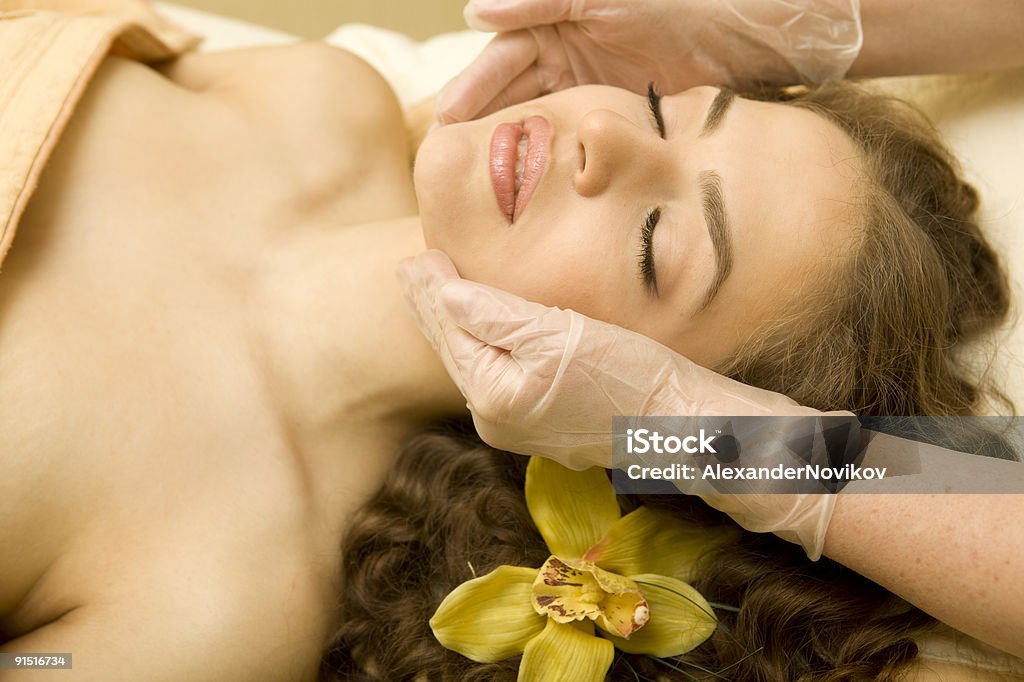 얼굴부위 림프 massage.XXXL - 로열티 프리 림프계통 스톡 사진