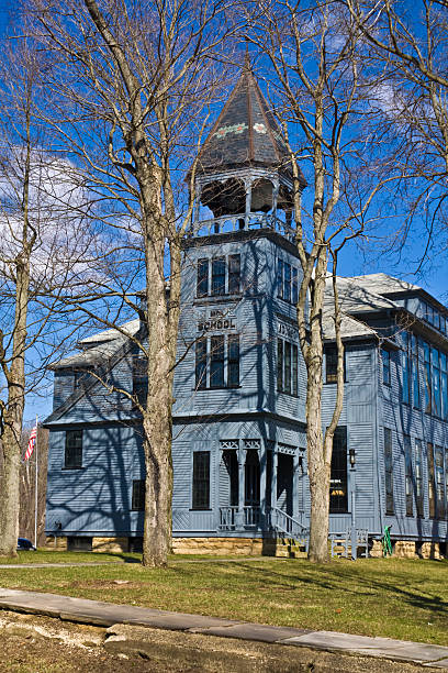 istock Old HIgh School in Cuyahoga Valley 91517356