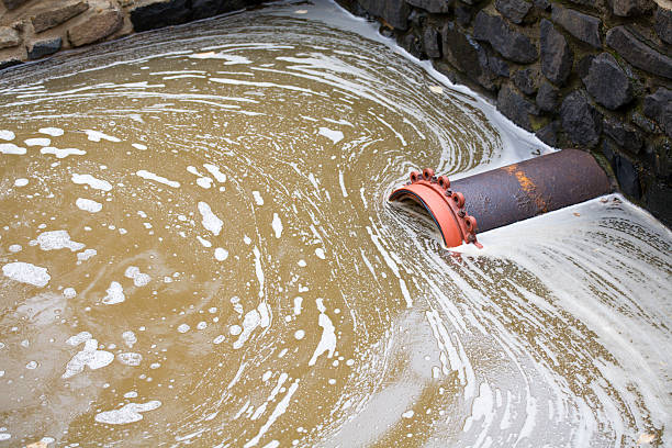 Kanalisationsabflüsse Pipe stagnierende Wasser – Foto