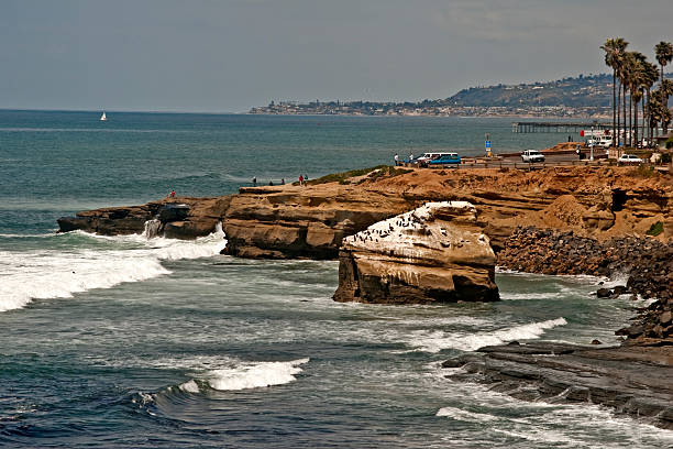 istock Sunset Cliffs along the San Diego coast 91518392