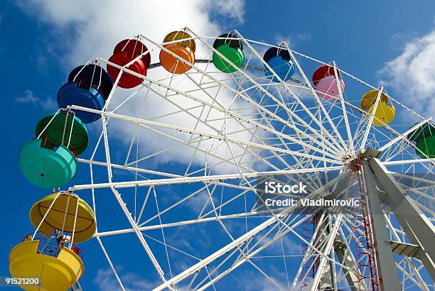 Equipamento De Rodagigante - Fotografias de stock e mais imagens de Roda-Gigante - Roda-Gigante, Montanha-Russa, Alegria