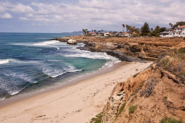 istock Sunset Cliffs along the San Diego coast 91522332