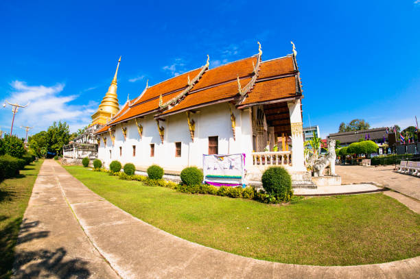 istock The beautiful golden pagoda and chapel 915230712