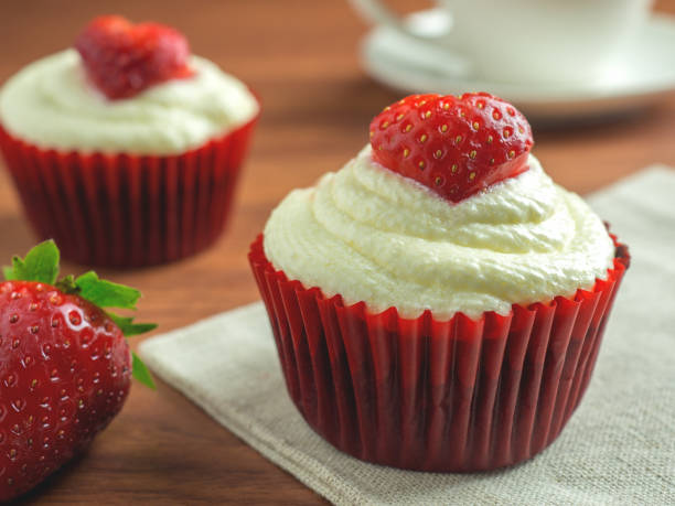 istock Red velvet strawberry cup cake 915248804