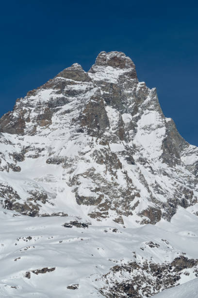 istock The Matterhorn from Breuil-Cervinia, Italy 915272070