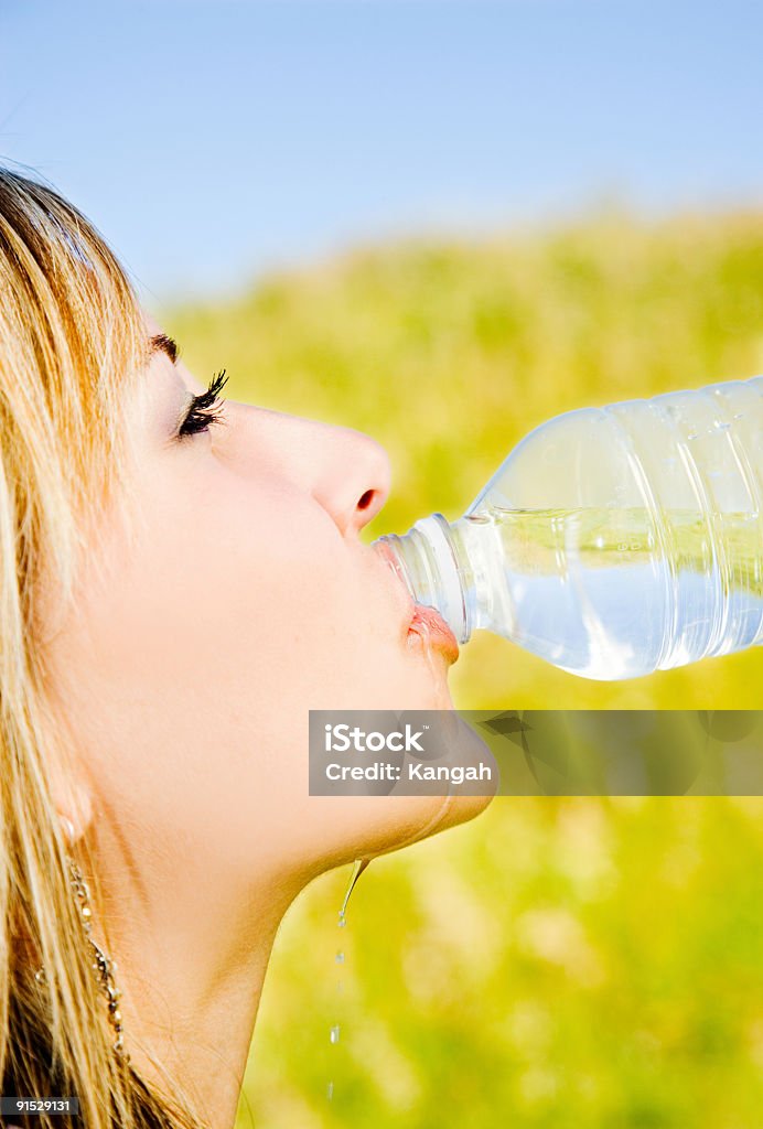 Thrist Getränke - Lizenzfrei Attraktive Frau Stock-Foto