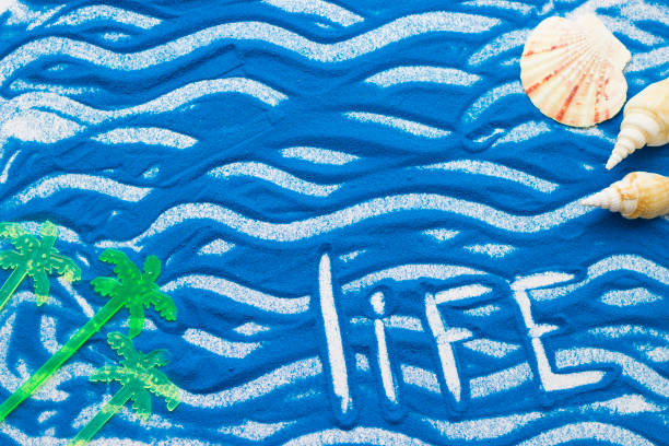 istock Inscription on a colorful sand 915300694