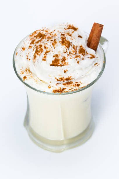 istock Eggnog fir the holidays 915300822