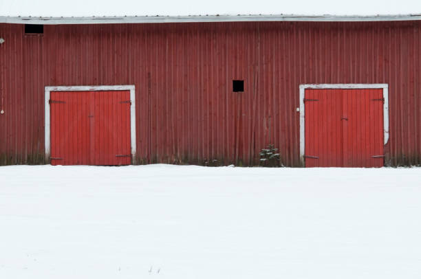 istock red house in snow Finland 915303946