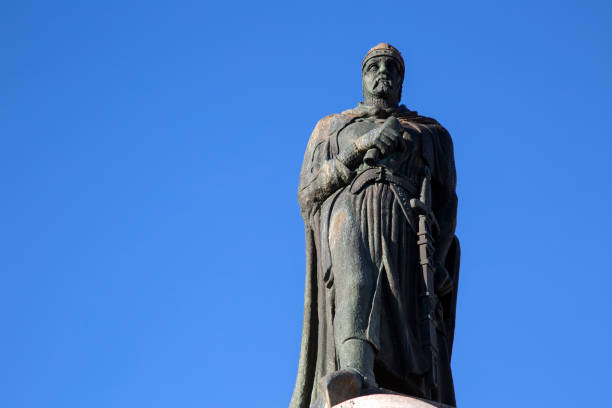 istock Gualdim Parents Monument, Tomar 915311910