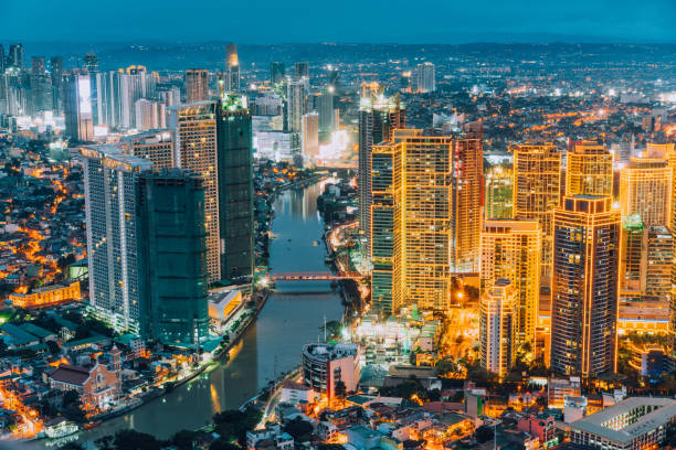 istock Manila Makati at Twilight 915324646