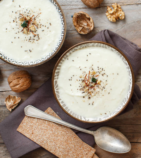 istock Creamy cauliflower soup 915338446