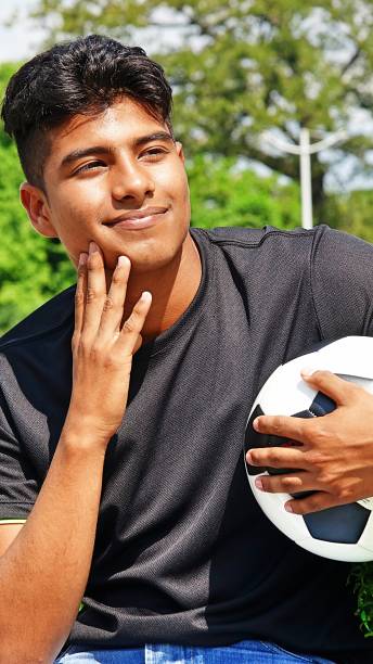 istock Thoughtful Male Soccer Player 915366928