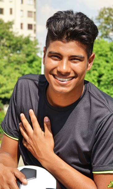 istock Male Soccer Player And Confidence 915372804
