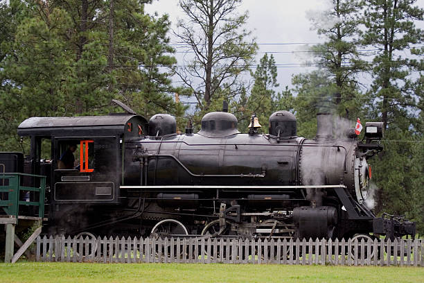 antiga locomotiva a vapor - columbia missouri imagens e fotografias de stock