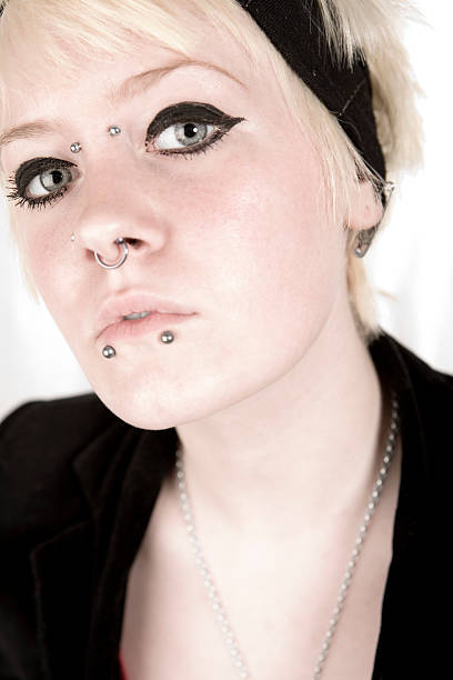 черный и белый - pierced punk goth teenager стоковые фото и изображения