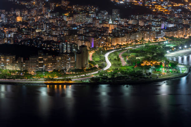istock Night view of Flamengo Beach 915491250