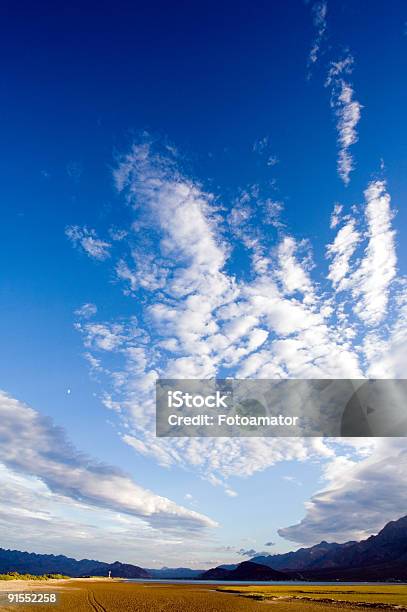 Céu E Nuvens - Fotografias de stock e mais imagens de Altocumulus - Altocumulus, Ao Ar Livre, Atividade Recreativa