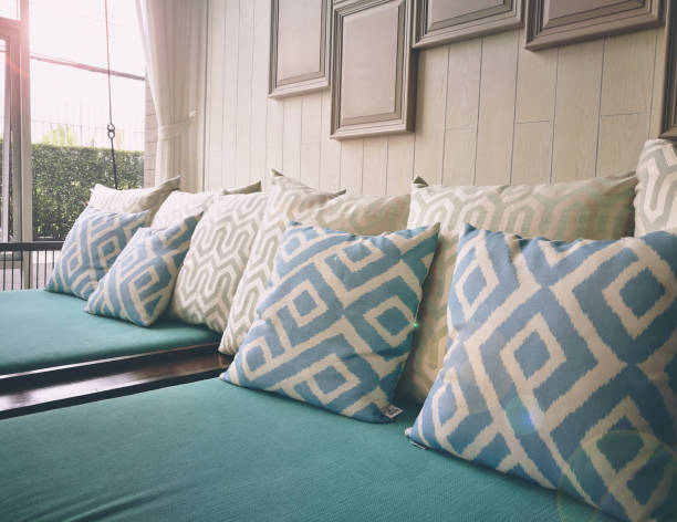 istock Close Up Pillow In Living Room 915543876